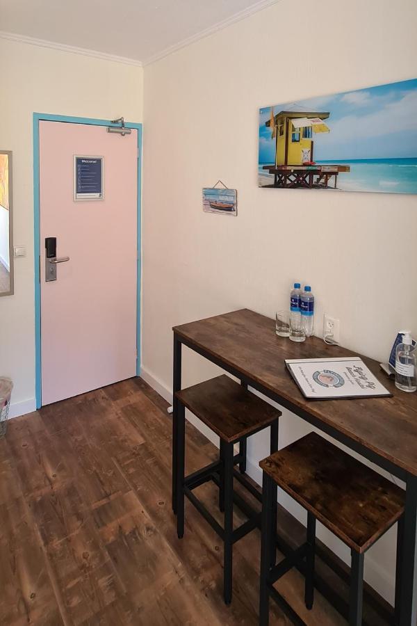 The Flying Pig Beach Hostel 노르트베이크 외부 사진