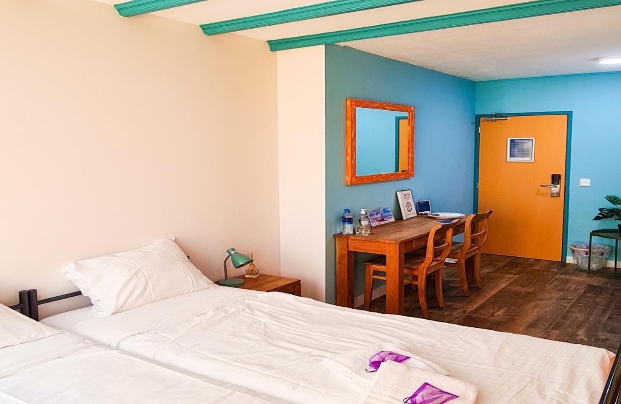 The Flying Pig Beach Hostel 노르트베이크 외부 사진