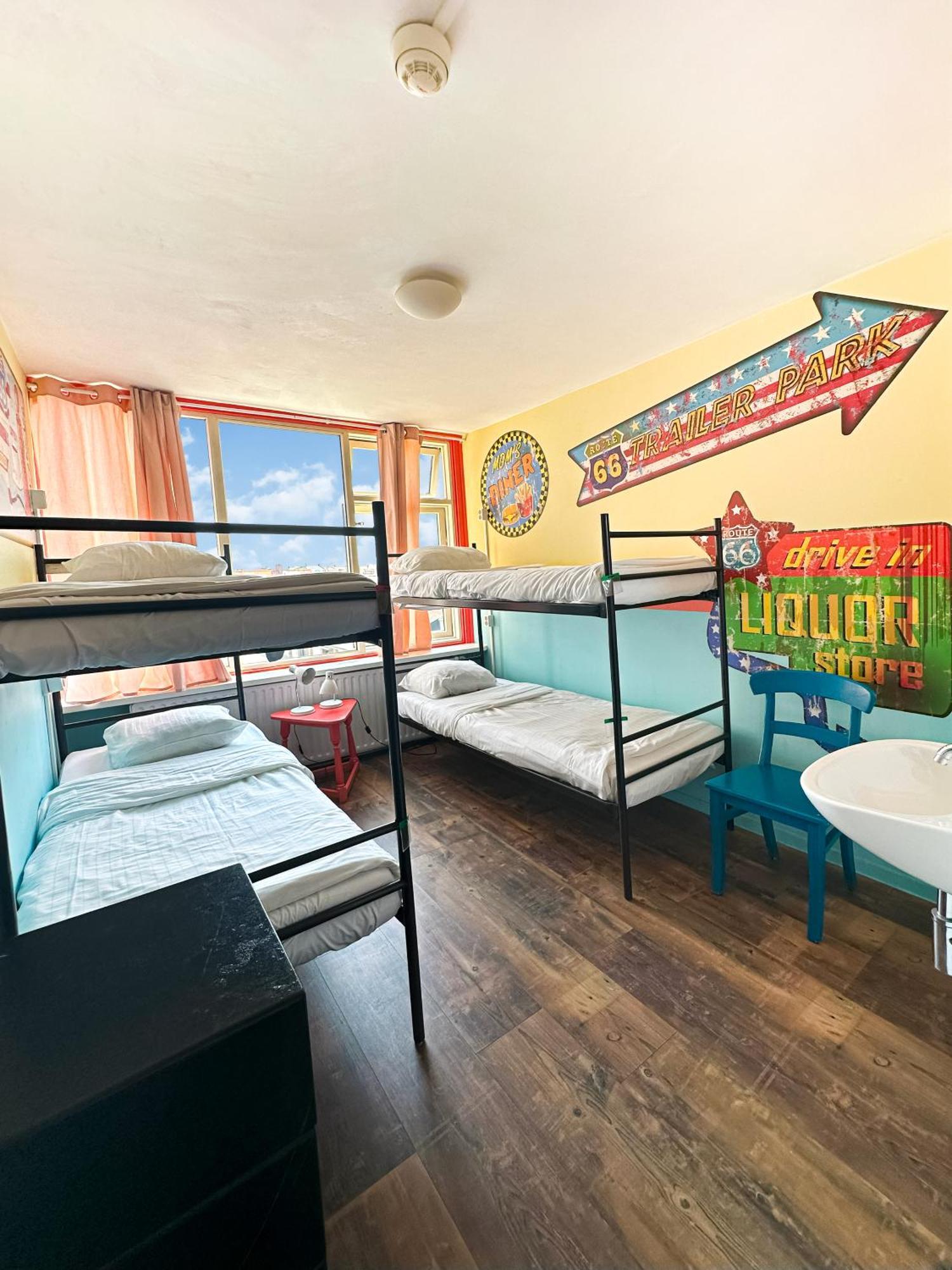 The Flying Pig Beach Hostel 노르트베이크 외부 사진