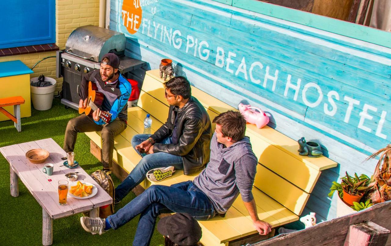 The Flying Pig Beach Hostel 노르트베이크 외부 사진