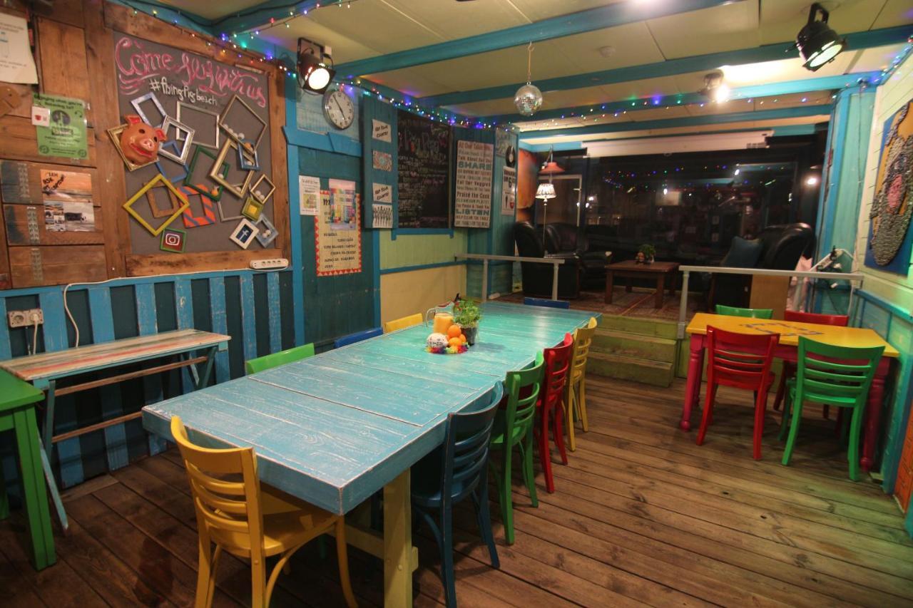 The Flying Pig Beach Hostel 노르트베이크 외부 사진